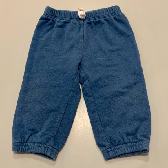 6-9 month 3 piece Lot/Bundle-2 Rompers-1 sweatpant. Carter’s and Cat & Jack - Picture 4 of 9